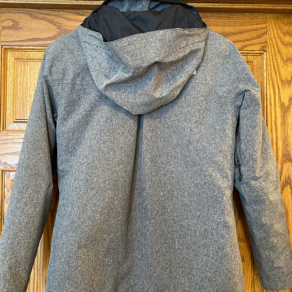 The North Face Women’s 3-in-1 HyVent Triclimate Jacket – XS -Zip-Out Liner - Picture 5 of 8